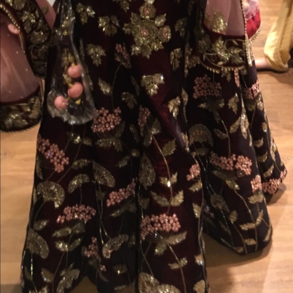 Maroon heavy embroidery 3 piece lehnga / dress - Picture 6 of 6